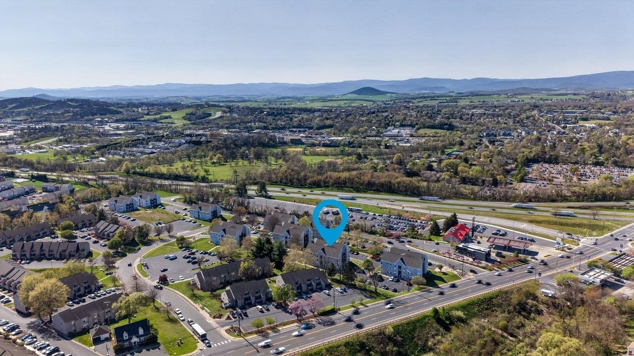 1336 HUNTERS RD, HARRISONBURG, Virginia 22801, 2 Bedrooms Bedrooms, ,2 BathroomsBathrooms,Residential,1336 HUNTERS RD,675532 MLS # 675532