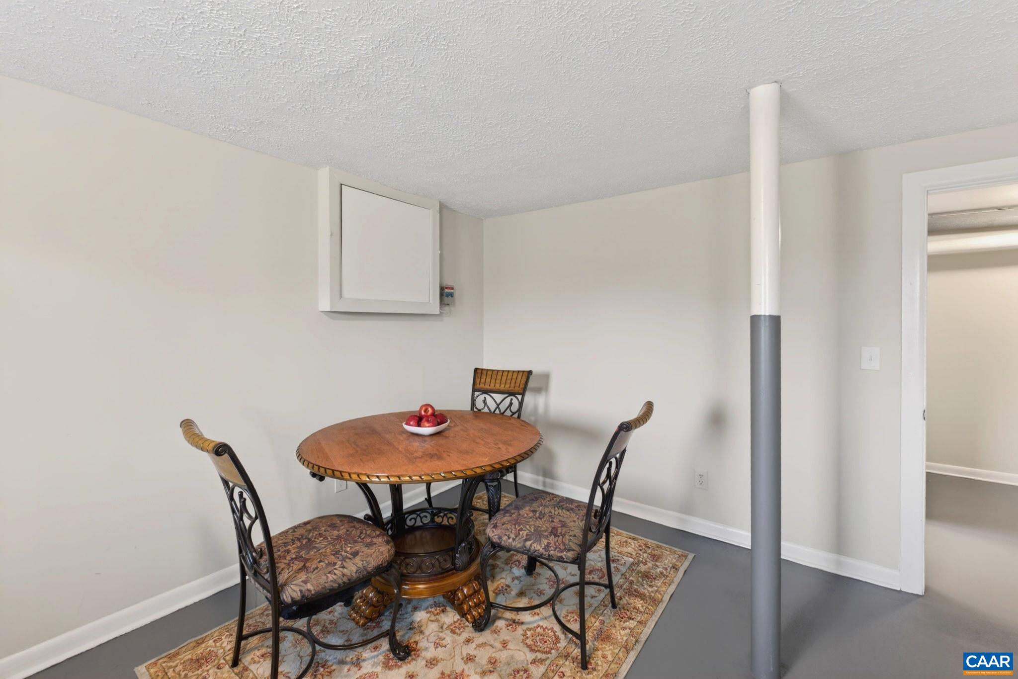 316 CARLTON RD, CHARLOTTESVILLE, Virginia 22902, 4 Bedrooms Bedrooms, ,2 BathroomsBathrooms,Residential,316 CARLTON RD,675540 MLS # 675540