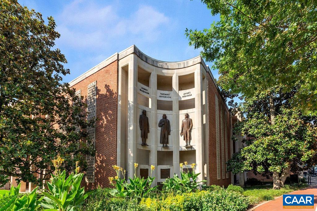 316 CARLTON RD, CHARLOTTESVILLE, Virginia 22902, 4 Bedrooms Bedrooms, ,2 BathroomsBathrooms,Residential,316 CARLTON RD,675540 MLS # 675540