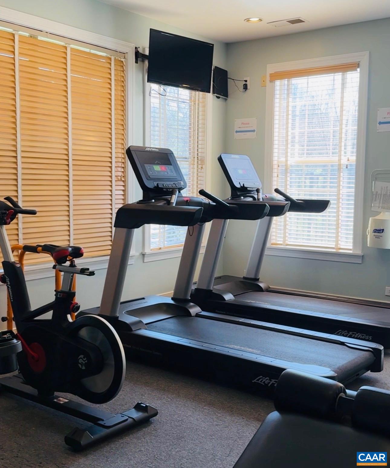 280 RIVERBEND DR, CHARLOTTESVILLE, Virginia 22911, 2 Bedrooms Bedrooms, ,2 BathroomsBathrooms,Residential,280 RIVERBEND DR,675543 MLS # 675543 280 RIVERBEND DR, CHARLOTTESVILLE, Virginia 22911, 2 Bedrooms Bedrooms, ,2 BathroomsBathrooms,Residential,280 RIVERBEND DR,675543 MLS # 675543