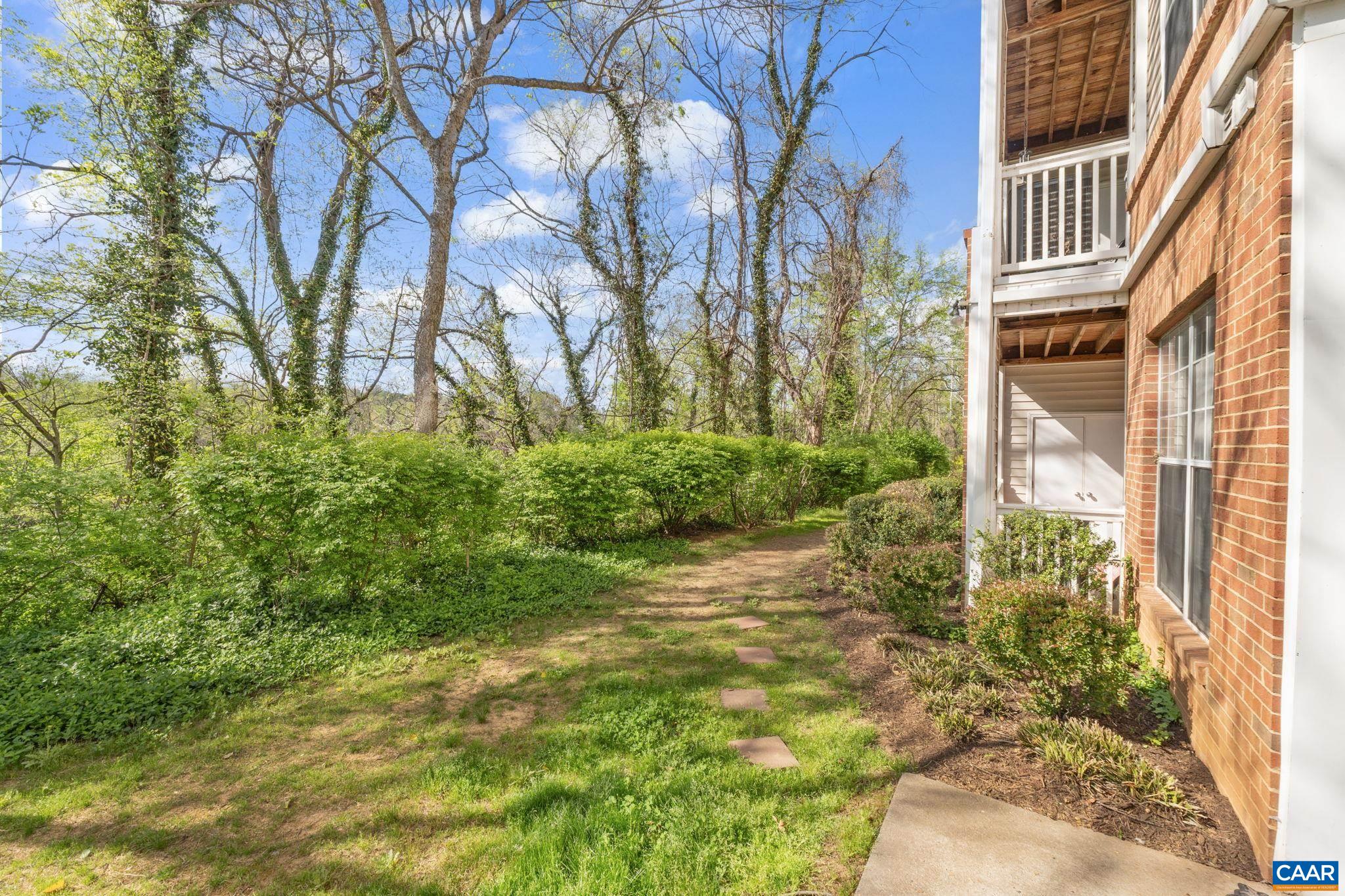 280 RIVERBEND DR, CHARLOTTESVILLE, Virginia 22911, 2 Bedrooms Bedrooms, ,2 BathroomsBathrooms,Residential,280 RIVERBEND DR,675543 MLS # 675543 280 RIVERBEND DR, CHARLOTTESVILLE, Virginia 22911, 2 Bedrooms Bedrooms, ,2 BathroomsBathrooms,Residential,280 RIVERBEND DR,675543 MLS # 675543