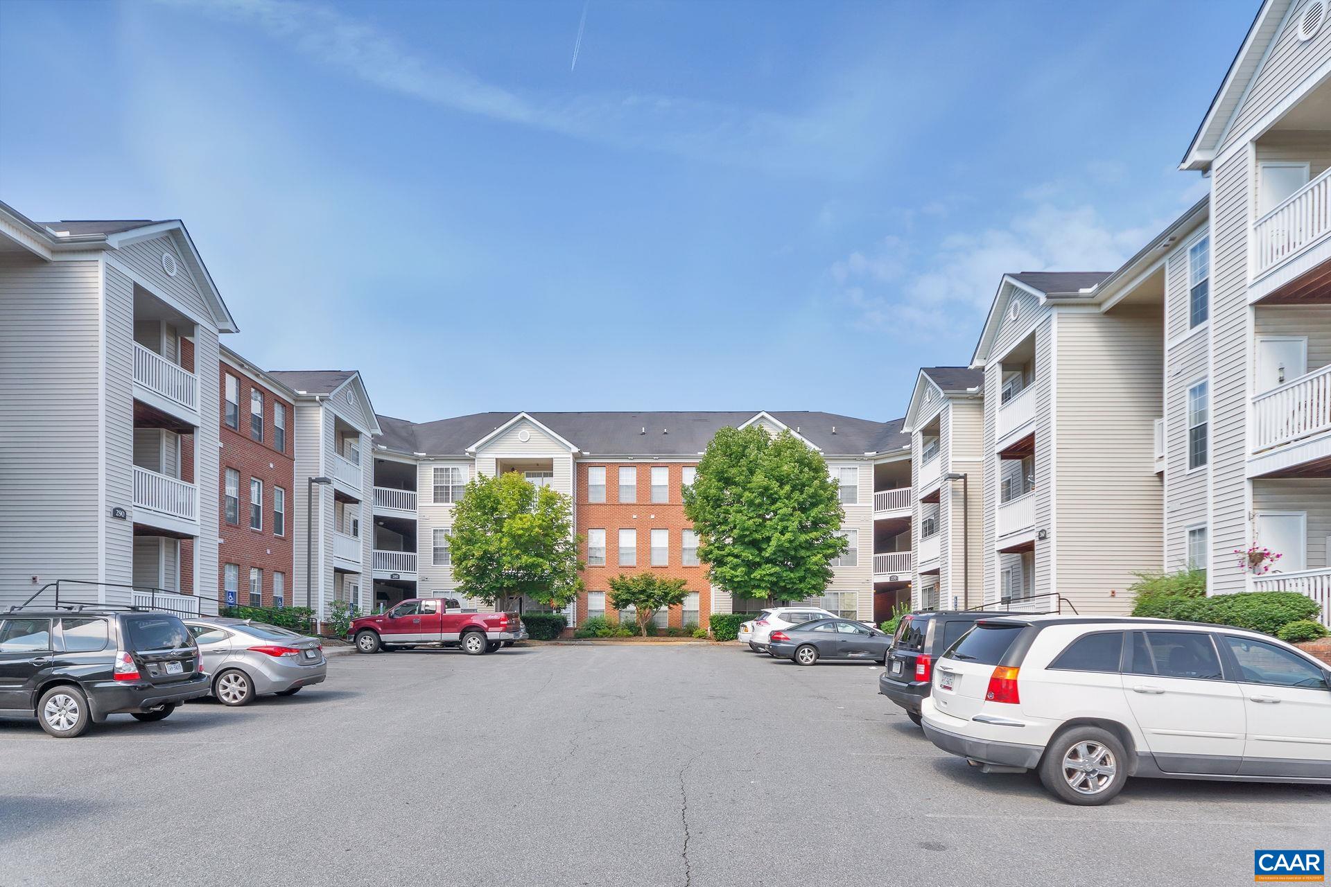 280 RIVERBEND DR, CHARLOTTESVILLE, Virginia 22911, 2 Bedrooms Bedrooms, ,2 BathroomsBathrooms,Residential,280 RIVERBEND DR,675543 MLS # 675543 280 RIVERBEND DR, CHARLOTTESVILLE, Virginia 22911, 2 Bedrooms Bedrooms, ,2 BathroomsBathrooms,Residential,280 RIVERBEND DR,675543 MLS # 675543