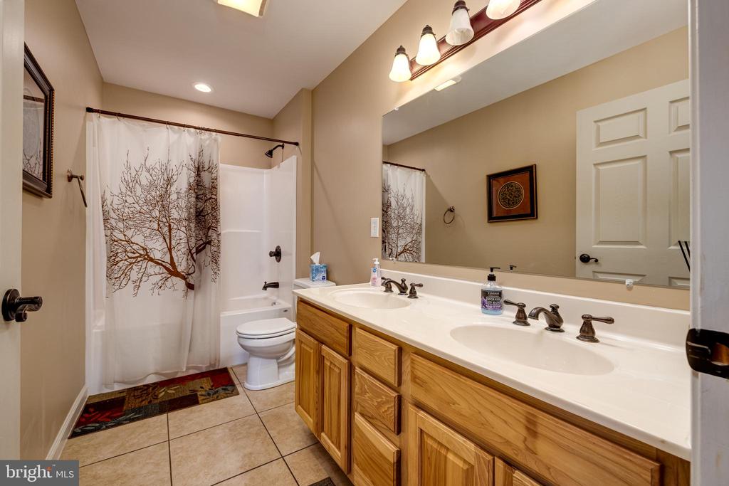 2225 VALLEY BURG RD, LURAY, Virginia 22835, ,Residential,2225 VALLEY BURG RD,VAPA2006054 MLS # VAPA2006054 2225 VALLEY BURG RD, LURAY, Virginia 22835, ,Residential,2225 VALLEY BURG RD,VAPA2006054 MLS # VAPA2006054