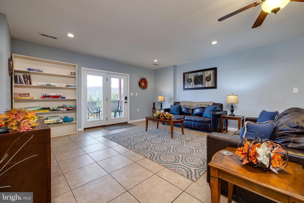 2225 VALLEY BURG RD, LURAY, Virginia 22835, ,Residential,2225 VALLEY BURG RD,VAPA2006054 MLS # VAPA2006054 2225 VALLEY BURG RD, LURAY, Virginia 22835, ,Residential,2225 VALLEY BURG RD,VAPA2006054 MLS # VAPA2006054