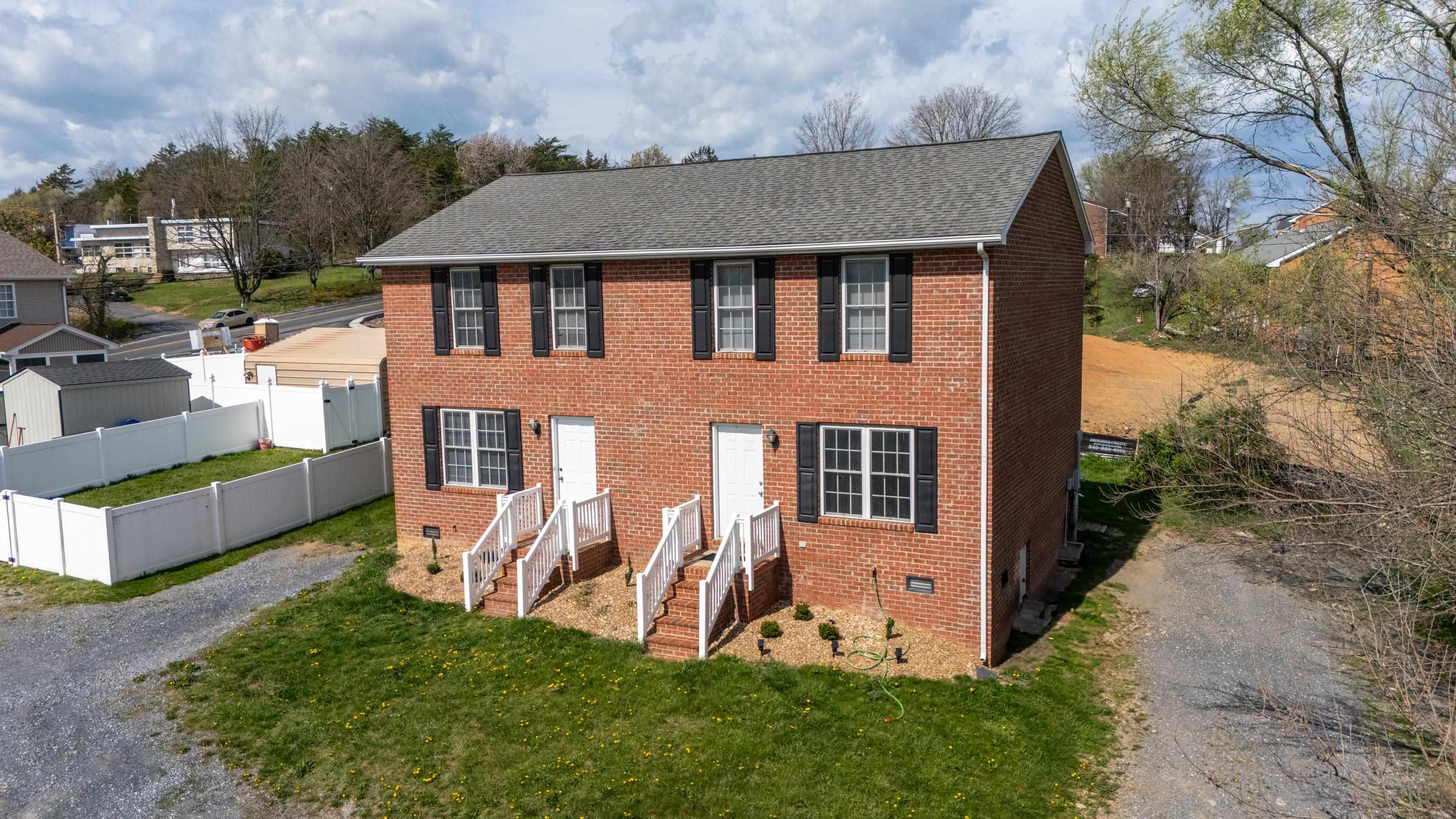 108 PLEASANT HILL RD, HARRISONBURG, Virginia 22801, ,Residential,108 PLEASANT HILL RD,675563 MLS # 675563