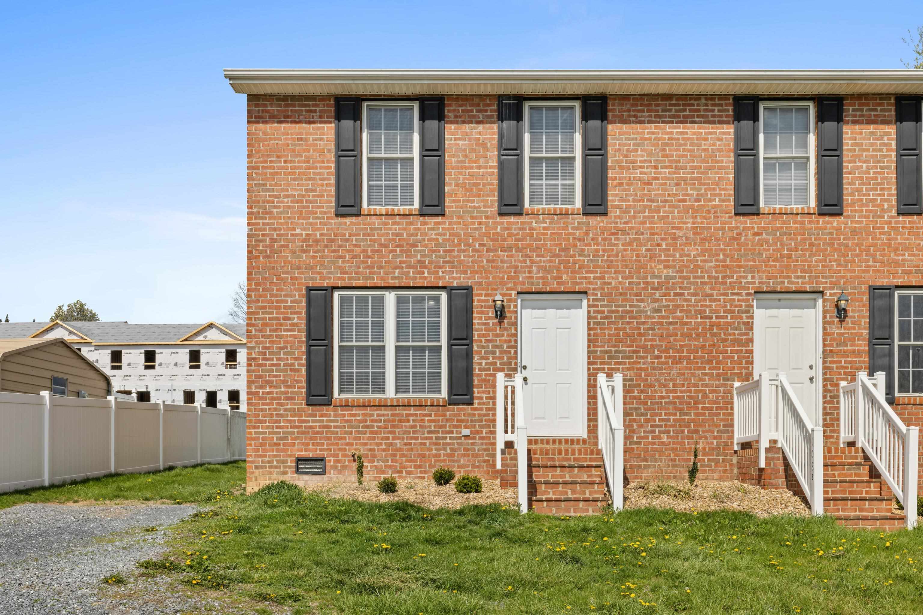 108 PLEASANT HILL RD, HARRISONBURG, Virginia 22801, ,Residential,108 PLEASANT HILL RD,675563 MLS # 675563