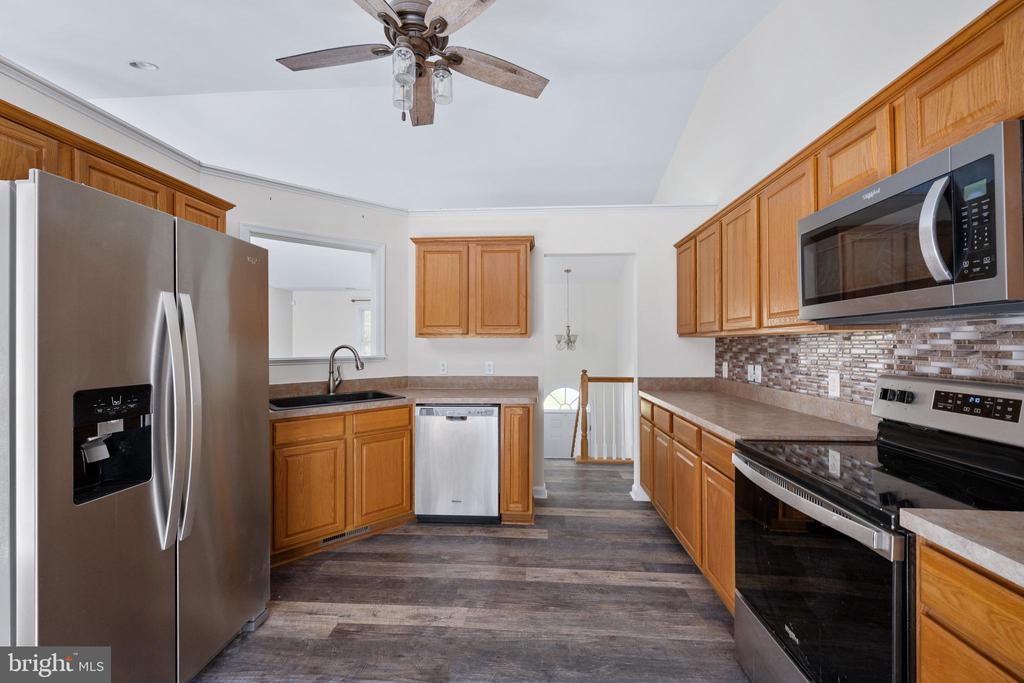 6628 PARTLOW RD, SPOTSYLVANIA, Virginia 22551, 3 Bedrooms Bedrooms, ,2 BathroomsBathrooms,Residential,6628 PARTLOW RD,VASP2039636 MLS # VASP2039636 6628 PARTLOW RD, SPOTSYLVANIA, Virginia 22551, 3 Bedrooms Bedrooms, ,2 BathroomsBathrooms,Residential,6628 PARTLOW RD,VASP2039636 MLS # VASP2039636