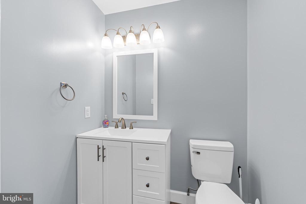 115 WASHINGTON ST, MADISON, Virginia 22727, 4 Bedrooms Bedrooms, ,2 BathroomsBathrooms,Residential,115 WASHINGTON ST,VAMA2002656 MLS # VAMA2002656