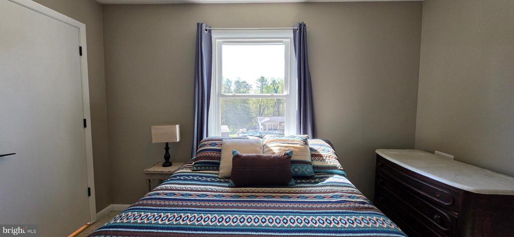 20 LAKEVIEW CIR, LOUISA, Virginia 23093, 3 Bedrooms Bedrooms, ,2 BathroomsBathrooms,Residential,20 LAKEVIEW CIR,VALA2009552 MLS # VALA2009552