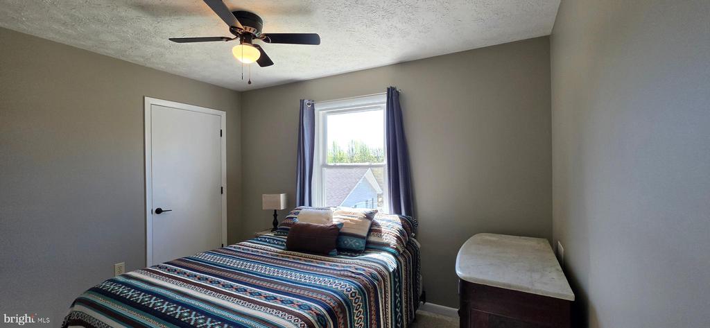 20 LAKEVIEW CIR, LOUISA, Virginia 23093, 3 Bedrooms Bedrooms, ,2 BathroomsBathrooms,Residential,20 LAKEVIEW CIR,VALA2009552 MLS # VALA2009552