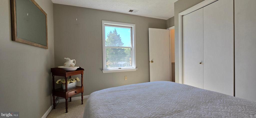 20 LAKEVIEW CIR, LOUISA, Virginia 23093, 3 Bedrooms Bedrooms, ,2 BathroomsBathrooms,Residential,20 LAKEVIEW CIR,VALA2009552 MLS # VALA2009552