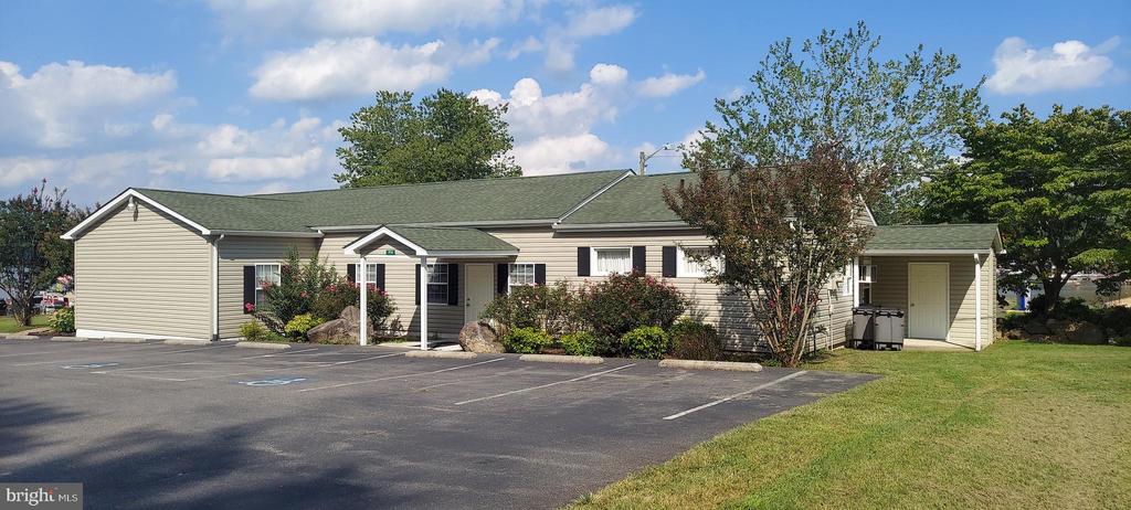 20 LAKEVIEW CIR, LOUISA, Virginia 23093, 3 Bedrooms Bedrooms, ,2 BathroomsBathrooms,Residential,20 LAKEVIEW CIR,VALA2009552 MLS # VALA2009552