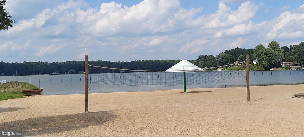 20 LAKEVIEW CIR, LOUISA, Virginia 23093, 3 Bedrooms Bedrooms, ,2 BathroomsBathrooms,Residential,20 LAKEVIEW CIR,VALA2009552 MLS # VALA2009552