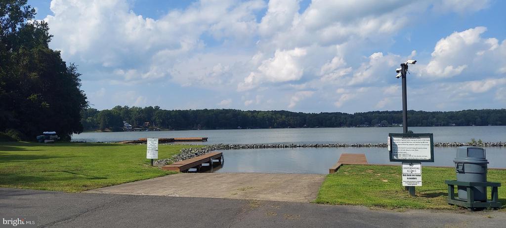 20 LAKEVIEW CIR, LOUISA, Virginia 23093, 3 Bedrooms Bedrooms, ,2 BathroomsBathrooms,Residential,20 LAKEVIEW CIR,VALA2009552 MLS # VALA2009552