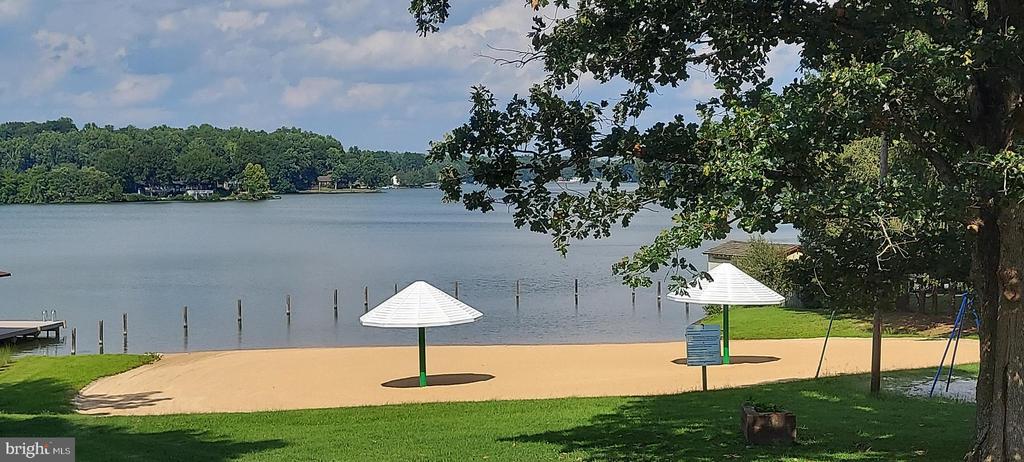 20 LAKEVIEW CIR, LOUISA, Virginia 23093, 3 Bedrooms Bedrooms, ,2 BathroomsBathrooms,Residential,20 LAKEVIEW CIR,VALA2009552 MLS # VALA2009552