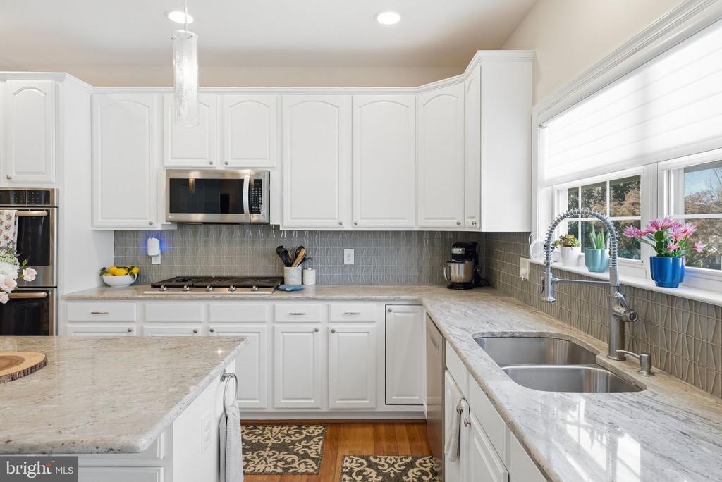 755 BLACK SWEEP RD, WARRENTON, Virginia 20186, 4 Bedrooms Bedrooms, ,3 BathroomsBathrooms,Residential,755 BLACK SWEEP RD,VAFQ2021280 MLS # VAFQ2021280