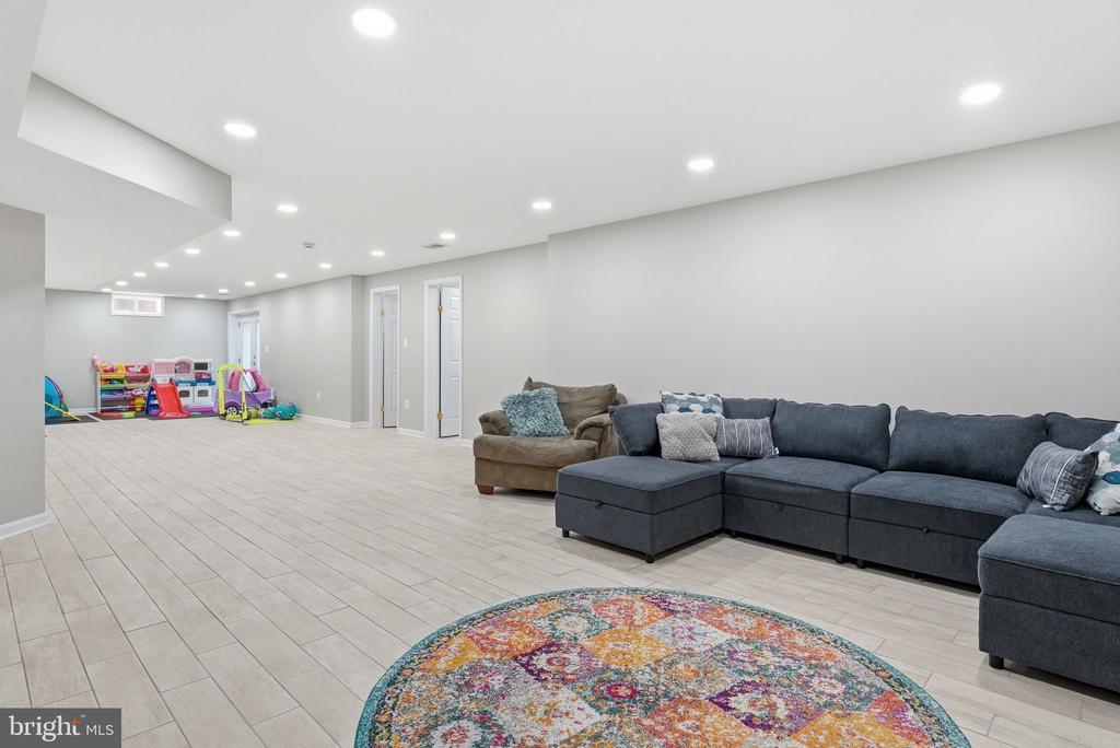 755 BLACK SWEEP RD, WARRENTON, Virginia 20186, 4 Bedrooms Bedrooms, ,3 BathroomsBathrooms,Residential,755 BLACK SWEEP RD,VAFQ2021280 MLS # VAFQ2021280