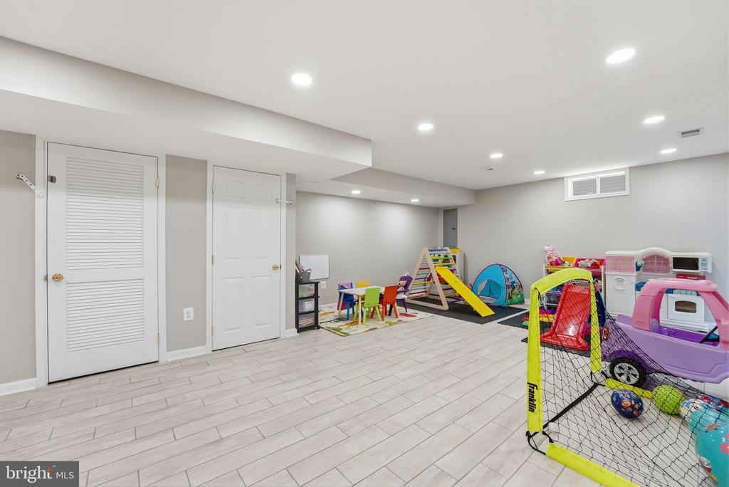 755 BLACK SWEEP RD, WARRENTON, Virginia 20186, 4 Bedrooms Bedrooms, ,3 BathroomsBathrooms,Residential,755 BLACK SWEEP RD,VAFQ2021280 MLS # VAFQ2021280