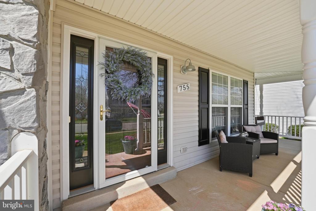 755 BLACK SWEEP RD, WARRENTON, Virginia 20186, 4 Bedrooms Bedrooms, ,3 BathroomsBathrooms,Residential,755 BLACK SWEEP RD,VAFQ2021280 MLS # VAFQ2021280