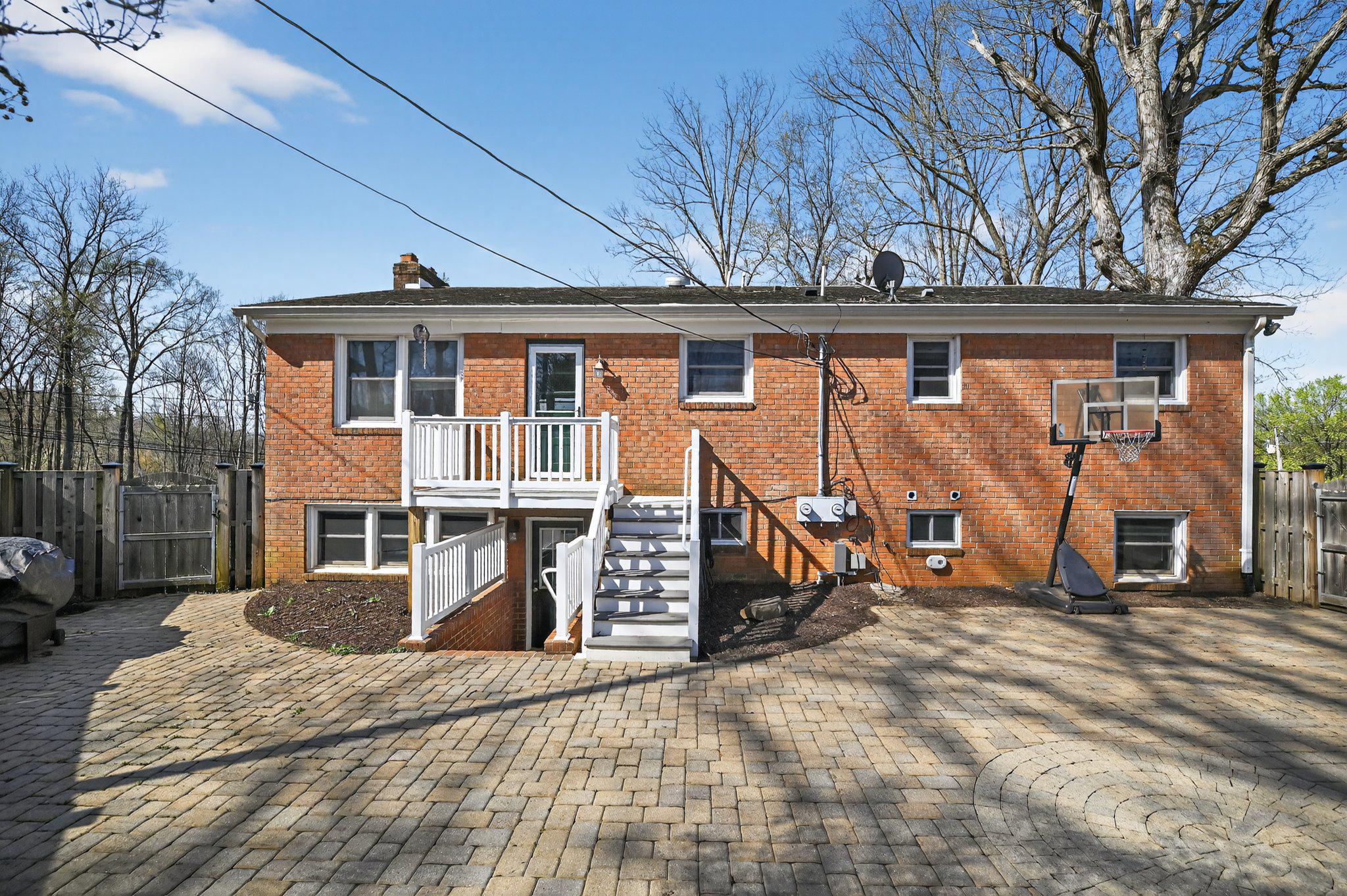 7391 BALDWIN RIDGE RD, WARRENTON, Virginia, 4 Bedrooms Bedrooms, ,3 BathroomsBathrooms,Residential,7391 BALDWIN RIDGE RD,VAFQ2021290 MLS # VAFQ2021290