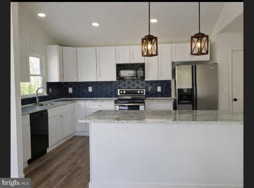 119 LARKSPUR LN, LOCUST GROVE, Virginia 22508, 4 Bedrooms Bedrooms, ,3 BathroomsBathrooms,Residential,119 LARKSPUR LN,VAOR2013508 MLS # VAOR2013508