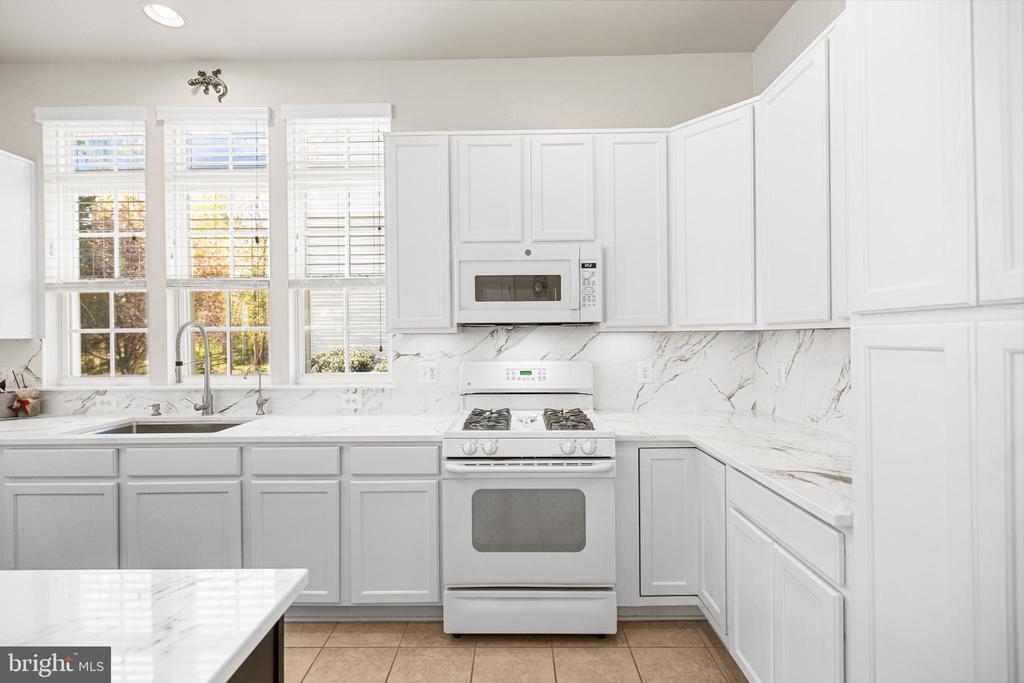 7153 COMRIE CT, WARRENTON, Virginia, 5 Bedrooms Bedrooms, ,4 BathroomsBathrooms,Residential,7153 COMRIE CT,VAFQ2021284 MLS # VAFQ2021284 7153 COMRIE CT, WARRENTON, Virginia, 5 Bedrooms Bedrooms, ,4 BathroomsBathrooms,Residential,7153 COMRIE CT,VAFQ2021284 MLS # VAFQ2021284