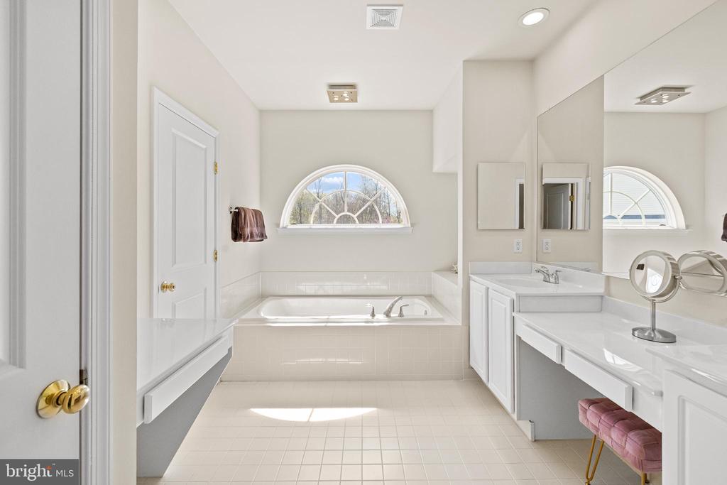 7153 COMRIE CT, WARRENTON, Virginia, 5 Bedrooms Bedrooms, ,4 BathroomsBathrooms,Residential,7153 COMRIE CT,VAFQ2021284 MLS # VAFQ2021284 7153 COMRIE CT, WARRENTON, Virginia, 5 Bedrooms Bedrooms, ,4 BathroomsBathrooms,Residential,7153 COMRIE CT,VAFQ2021284 MLS # VAFQ2021284