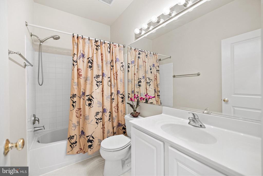 7153 COMRIE CT, WARRENTON, Virginia, 5 Bedrooms Bedrooms, ,4 BathroomsBathrooms,Residential,7153 COMRIE CT,VAFQ2021284 MLS # VAFQ2021284 7153 COMRIE CT, WARRENTON, Virginia, 5 Bedrooms Bedrooms, ,4 BathroomsBathrooms,Residential,7153 COMRIE CT,VAFQ2021284 MLS # VAFQ2021284