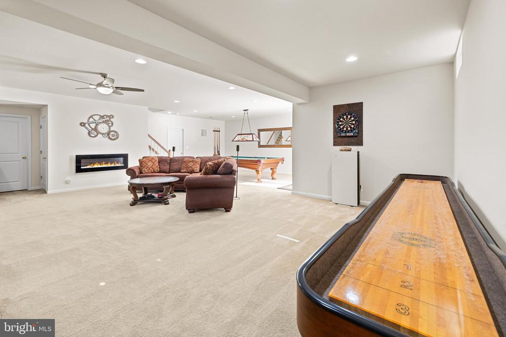 7153 COMRIE CT, WARRENTON, Virginia, 5 Bedrooms Bedrooms, ,4 BathroomsBathrooms,Residential,7153 COMRIE CT,VAFQ2021284 MLS # VAFQ2021284 7153 COMRIE CT, WARRENTON, Virginia, 5 Bedrooms Bedrooms, ,4 BathroomsBathrooms,Residential,7153 COMRIE CT,VAFQ2021284 MLS # VAFQ2021284