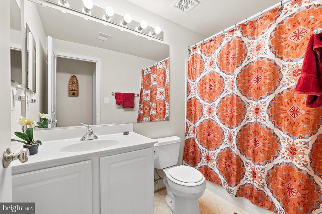 7153 COMRIE CT, WARRENTON, Virginia, 5 Bedrooms Bedrooms, ,4 BathroomsBathrooms,Residential,7153 COMRIE CT,VAFQ2021284 MLS # VAFQ2021284 7153 COMRIE CT, WARRENTON, Virginia, 5 Bedrooms Bedrooms, ,4 BathroomsBathrooms,Residential,7153 COMRIE CT,VAFQ2021284 MLS # VAFQ2021284