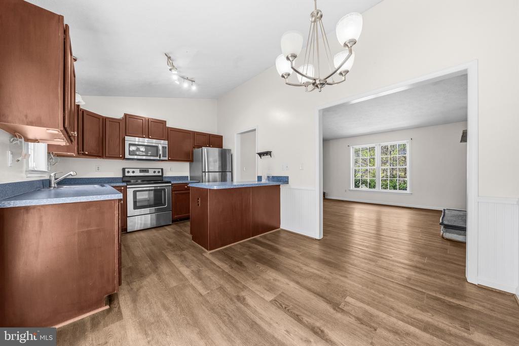 2616 RUFFIN DR, FREDERICKSBURG, Virginia 22408, 3 Bedrooms Bedrooms, ,2 BathroomsBathrooms,Residential,2616 RUFFIN DR,VASP2040022 MLS # VASP2040022