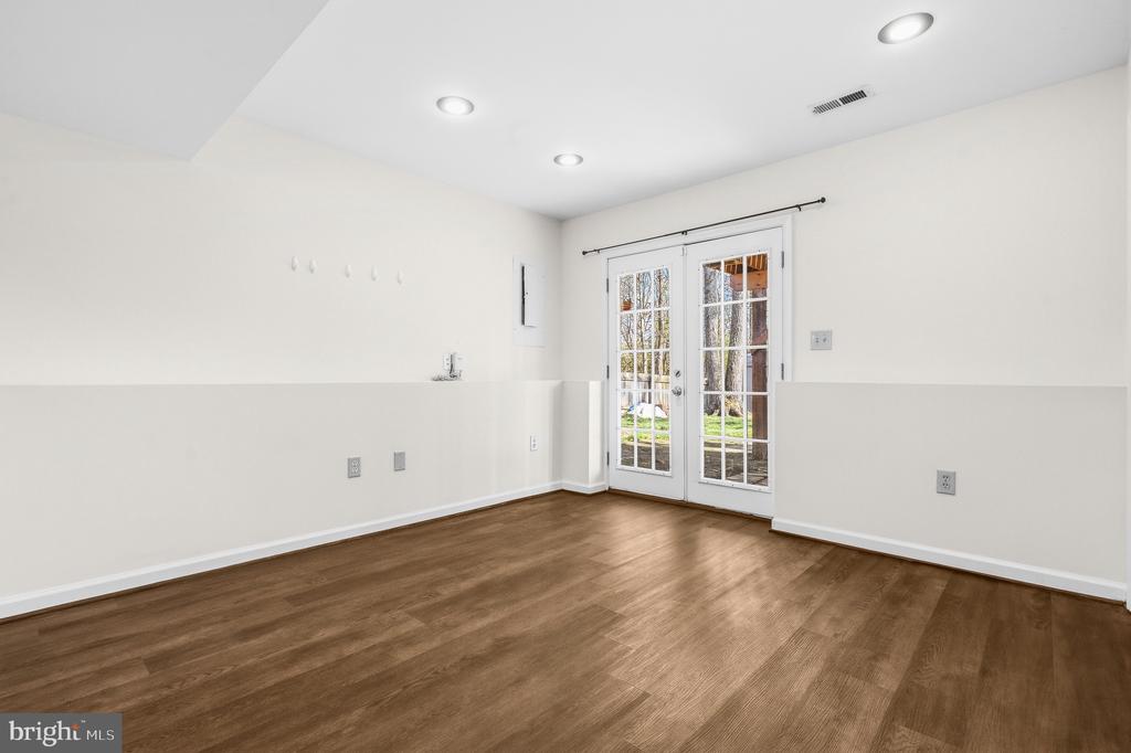 2616 RUFFIN DR, FREDERICKSBURG, Virginia 22408, 3 Bedrooms Bedrooms, ,2 BathroomsBathrooms,Residential,2616 RUFFIN DR,VASP2040022 MLS # VASP2040022