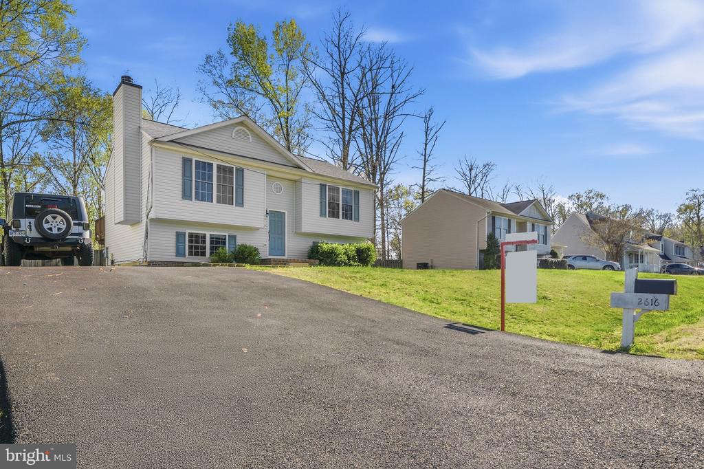 2616 RUFFIN DR, FREDERICKSBURG, Virginia 22408, 3 Bedrooms Bedrooms, ,2 BathroomsBathrooms,Residential,2616 RUFFIN DR,VASP2040022 MLS # VASP2040022