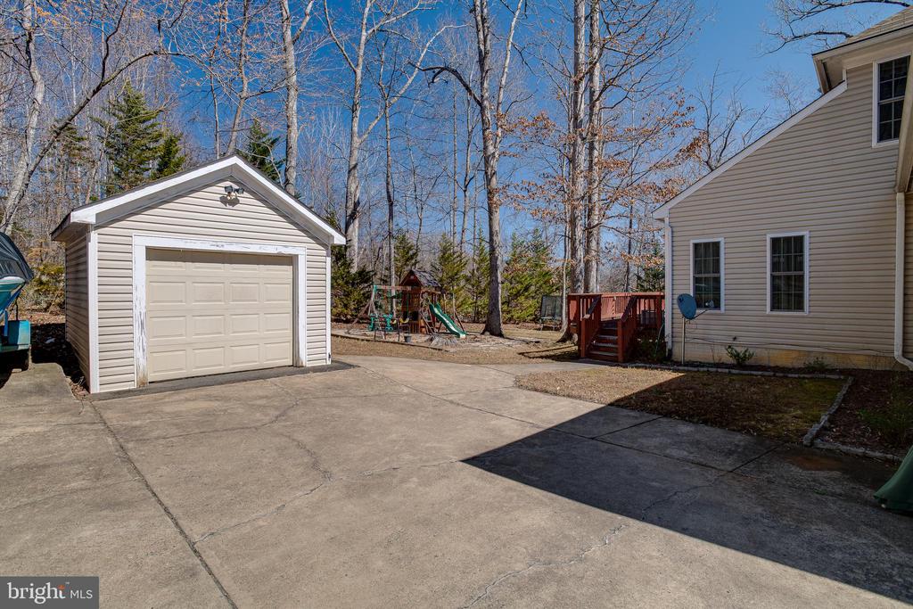 101 SAYLERS CREEK RD, LOCUST GROVE, Virginia 22508, 5 Bedrooms Bedrooms, ,3 BathroomsBathrooms,Residential,101 SAYLERS CREEK RD,VAOR2013538 MLS # VAOR2013538