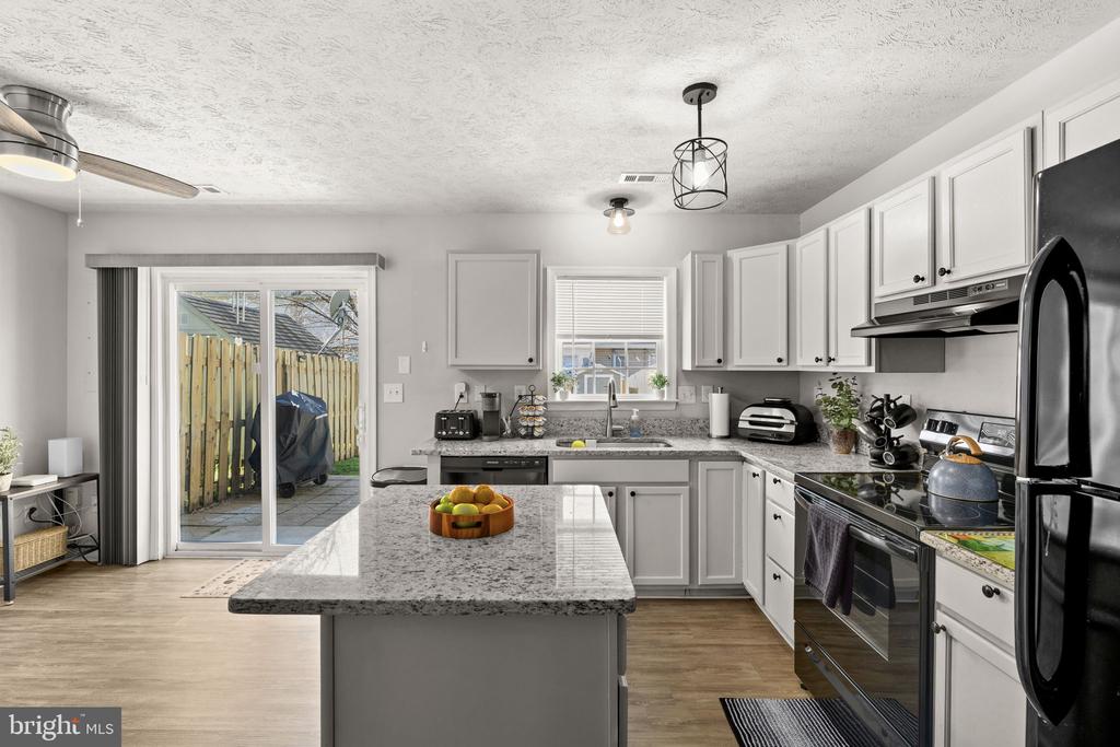 10612 BOXMEER CT, FREDERICKSBURG, Virginia 22408, 3 Bedrooms Bedrooms, ,1 BathroomBathrooms,Residential,10612 BOXMEER CT,VASP2040152 MLS # VASP2040152