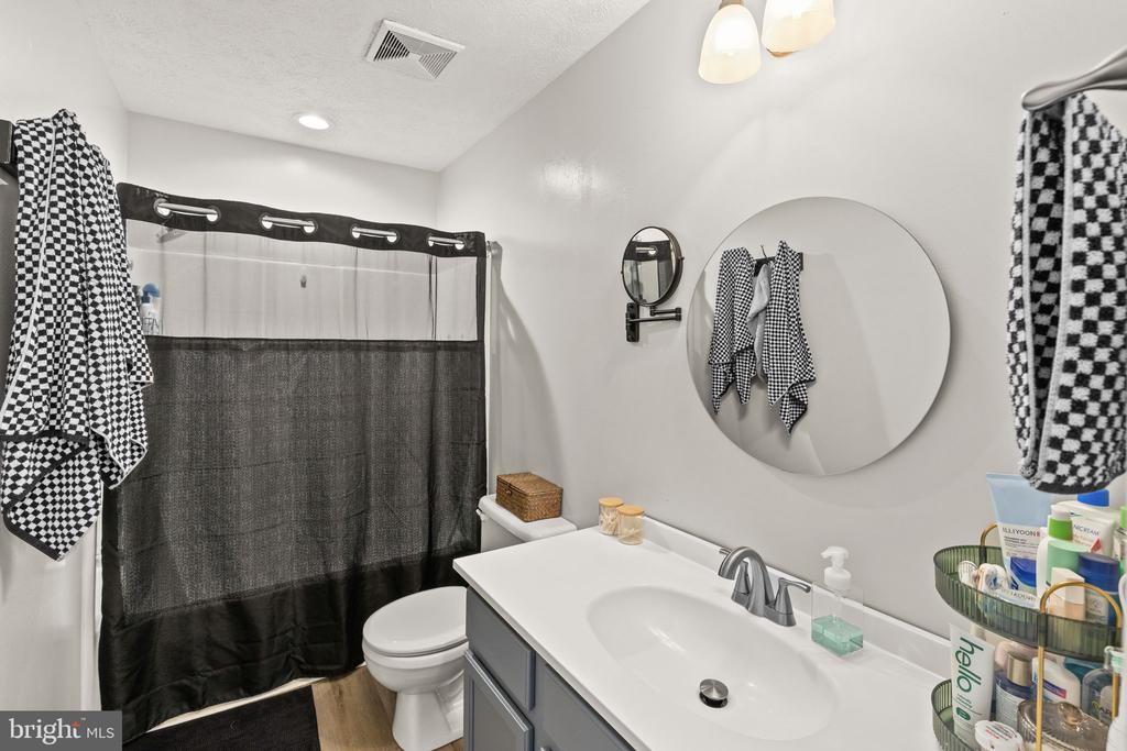 10612 BOXMEER CT, FREDERICKSBURG, Virginia 22408, 3 Bedrooms Bedrooms, ,1 BathroomBathrooms,Residential,10612 BOXMEER CT,VASP2040152 MLS # VASP2040152