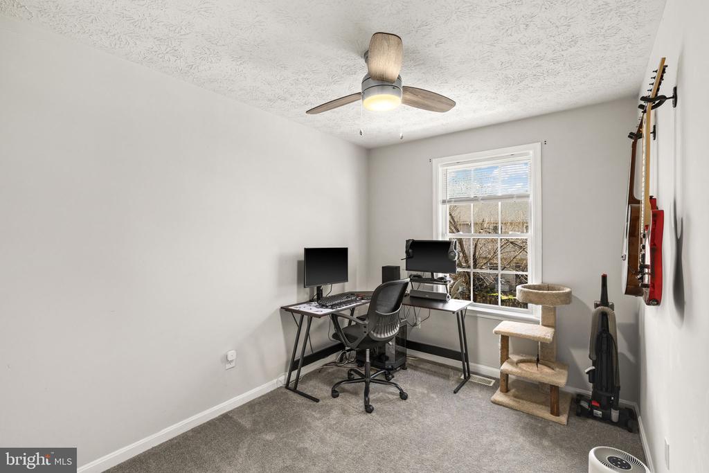 10612 BOXMEER CT, FREDERICKSBURG, Virginia 22408, 3 Bedrooms Bedrooms, ,1 BathroomBathrooms,Residential,10612 BOXMEER CT,VASP2040152 MLS # VASP2040152