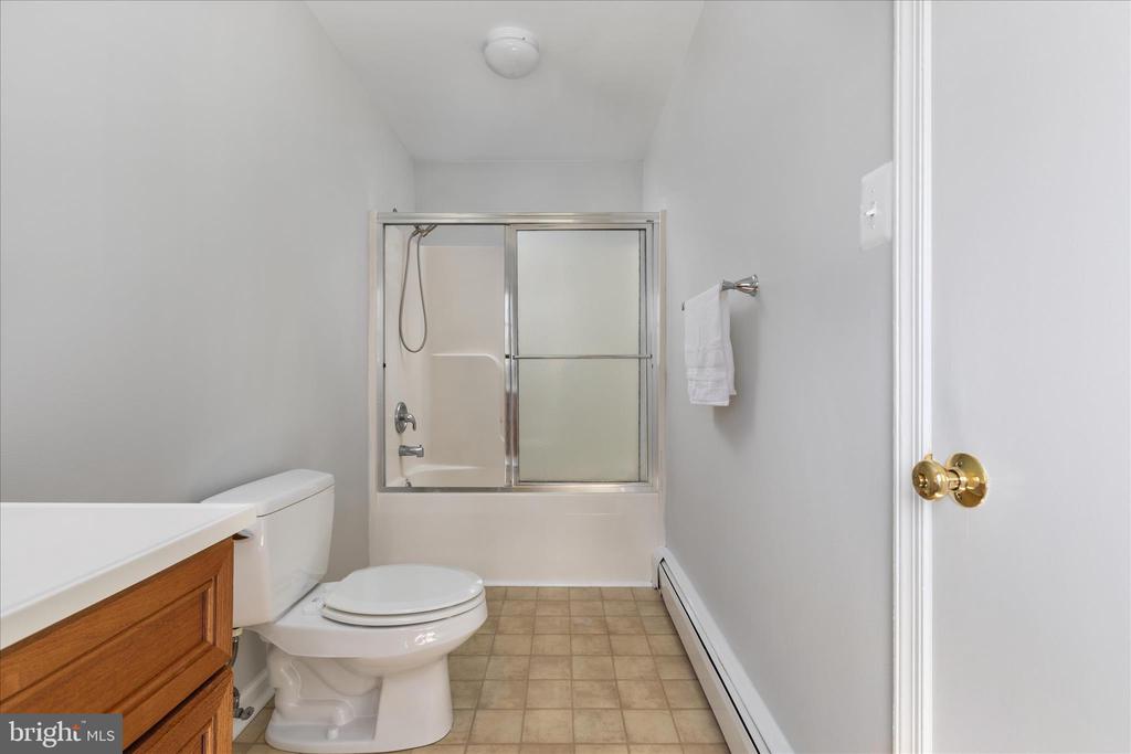 10059 CLARKES RD, BEALETON, Virginia, 5 Bedrooms Bedrooms, ,3 BathroomsBathrooms,Residential,10059 CLARKES RD,VAFQ2020990 MLS # VAFQ2020990