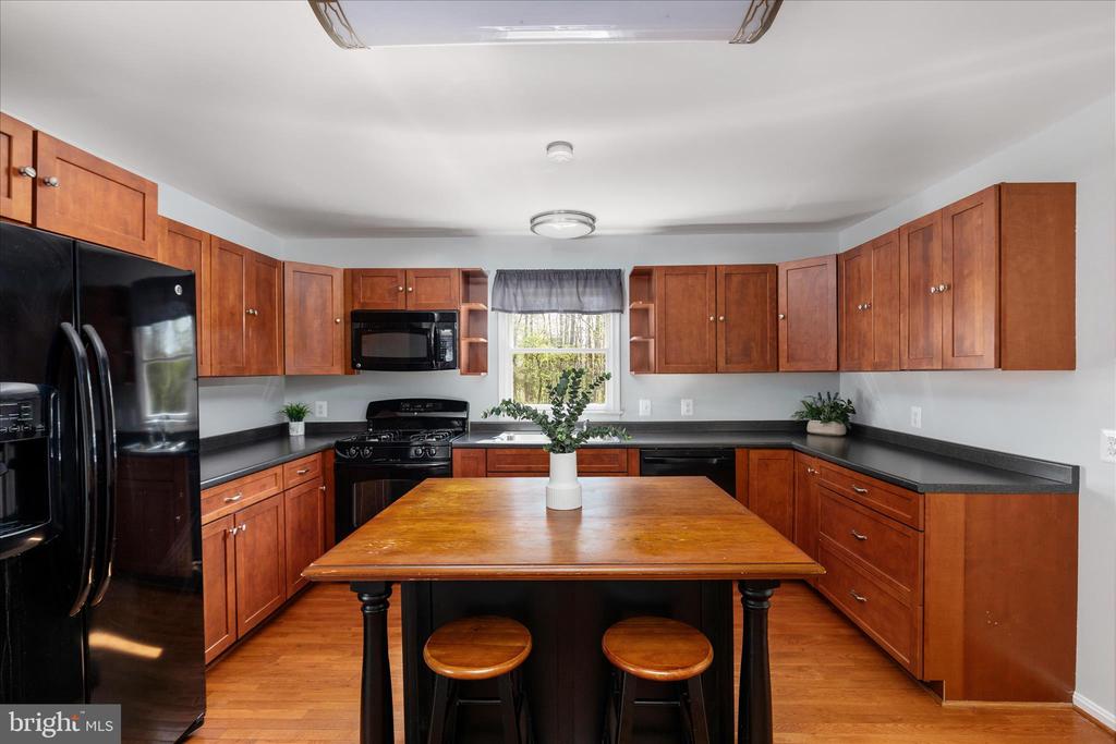 10059 CLARKES RD, BEALETON, Virginia, 5 Bedrooms Bedrooms, ,3 BathroomsBathrooms,Residential,10059 CLARKES RD,VAFQ2020990 MLS # VAFQ2020990