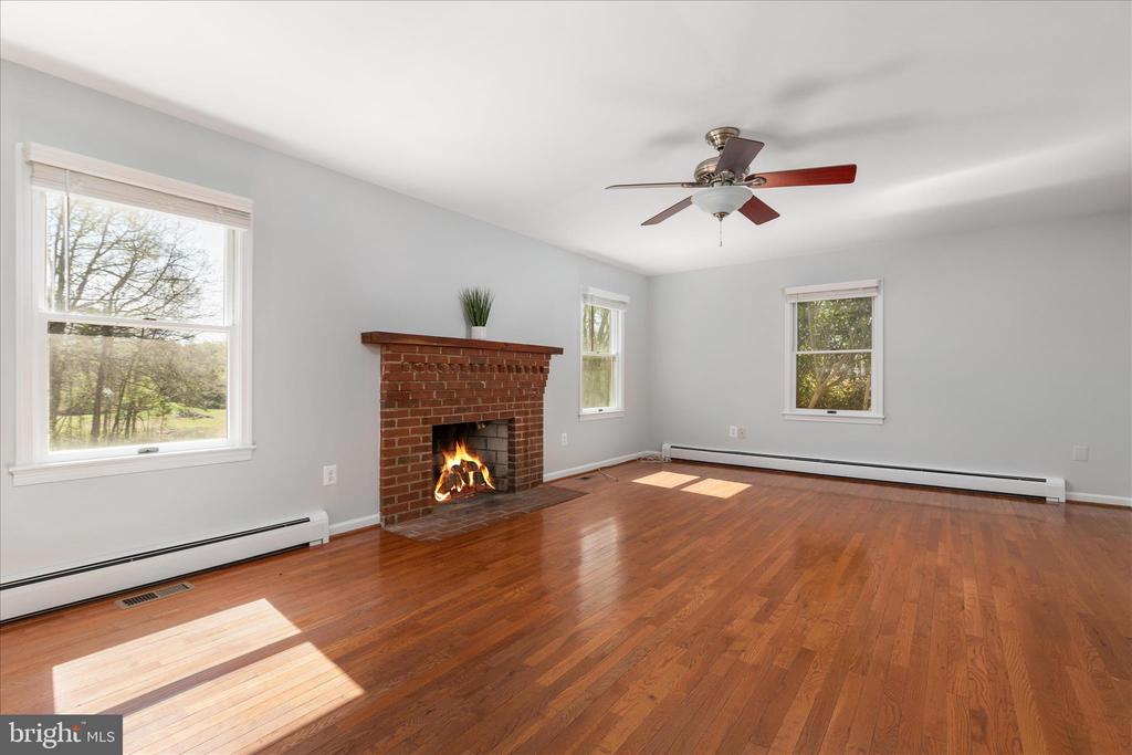 10059 CLARKES RD, BEALETON, Virginia, 5 Bedrooms Bedrooms, ,3 BathroomsBathrooms,Residential,10059 CLARKES RD,VAFQ2020990 MLS # VAFQ2020990