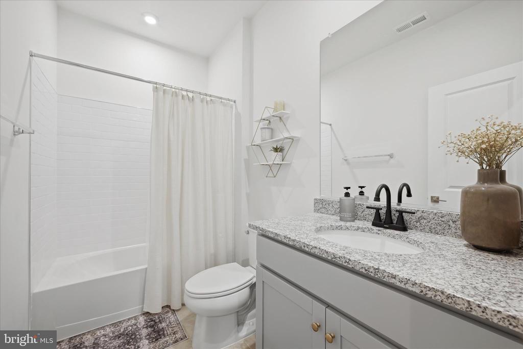 3586 STEPHENSONS HILL LN, MARSHALL, Virginia, 4 Bedrooms Bedrooms, ,3 BathroomsBathrooms,Residential,3586 STEPHENSONS HILL LN,VAFQ2021020 MLS # VAFQ2021020