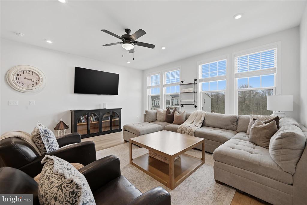 3586 STEPHENSONS HILL LN, MARSHALL, Virginia, 4 Bedrooms Bedrooms, ,3 BathroomsBathrooms,Residential,3586 STEPHENSONS HILL LN,VAFQ2021020 MLS # VAFQ2021020