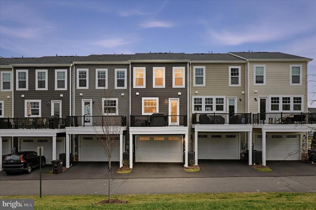 3586 STEPHENSONS HILL LN, MARSHALL, Virginia, 4 Bedrooms Bedrooms, ,3 BathroomsBathrooms,Residential,3586 STEPHENSONS HILL LN,VAFQ2021020 MLS # VAFQ2021020