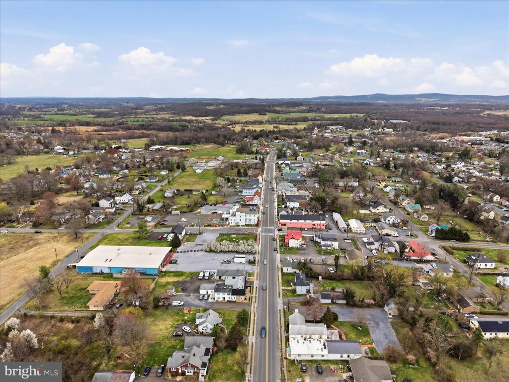 3586 STEPHENSONS HILL LN, MARSHALL, Virginia, 4 Bedrooms Bedrooms, ,3 BathroomsBathrooms,Residential,3586 STEPHENSONS HILL LN,VAFQ2021020 MLS # VAFQ2021020