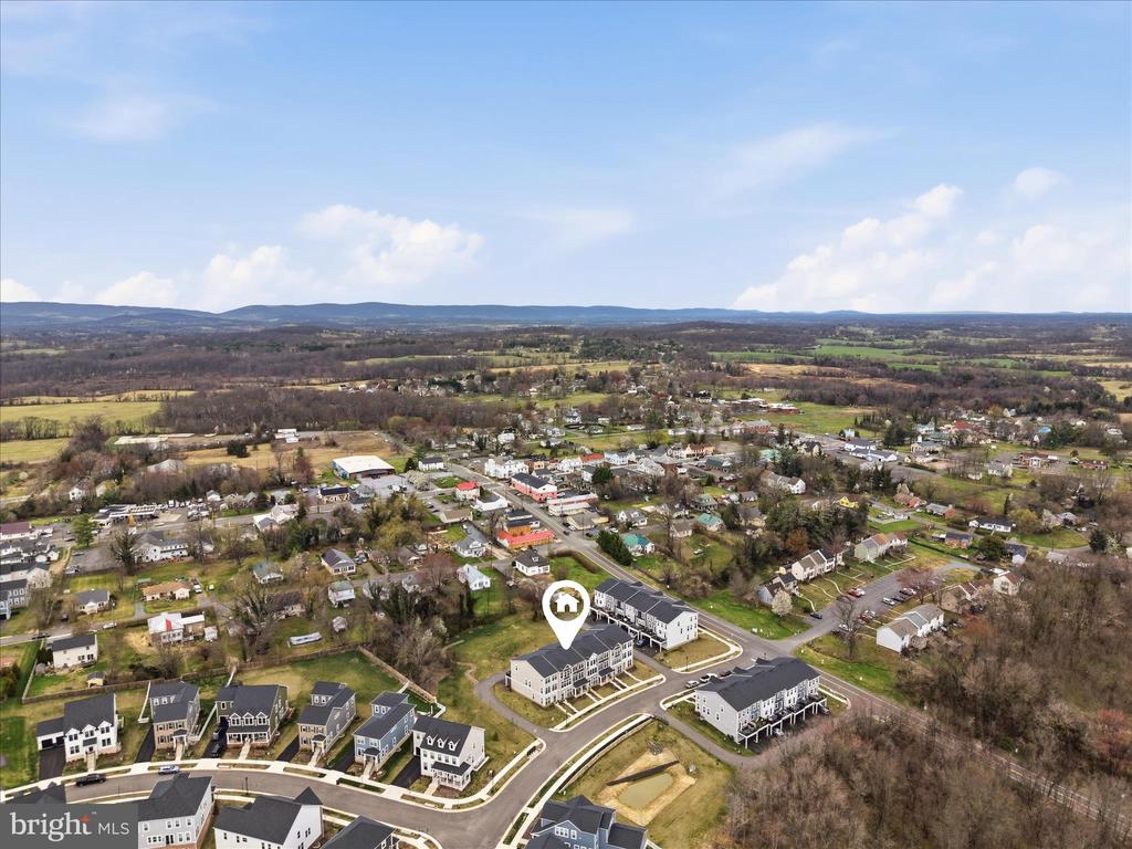 3586 STEPHENSONS HILL LN, MARSHALL, Virginia, 4 Bedrooms Bedrooms, ,3 BathroomsBathrooms,Residential,3586 STEPHENSONS HILL LN,VAFQ2021020 MLS # VAFQ2021020