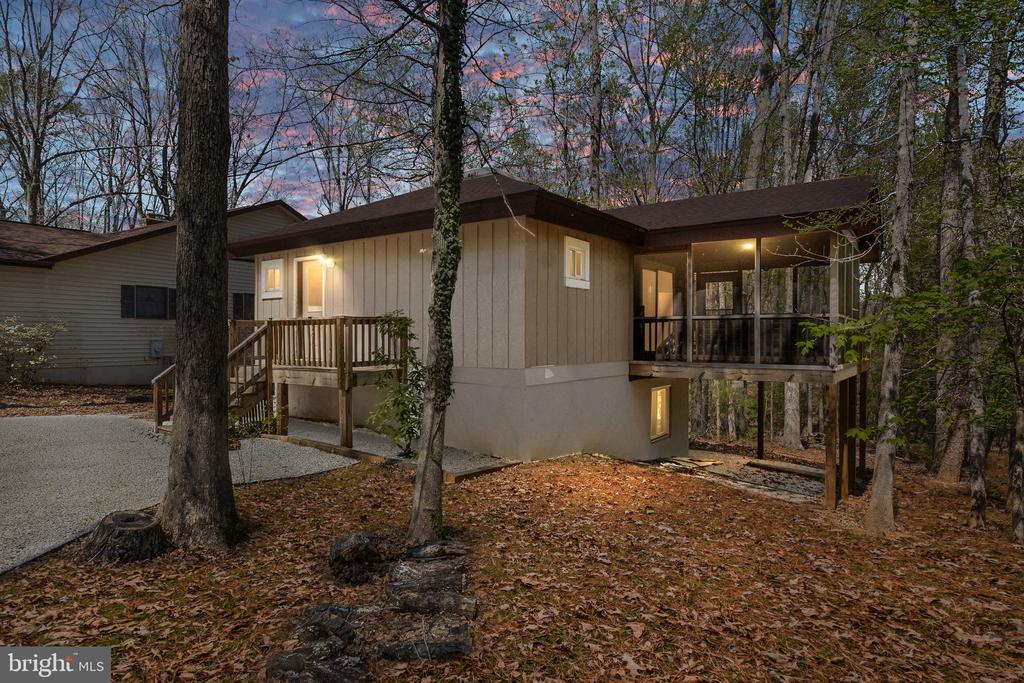 111 TALLWOOD TRL, LOCUST GROVE, Virginia 22508, 2 Bedrooms Bedrooms, ,2 BathroomsBathrooms,Residential,111 TALLWOOD TRL,VAOR2013526 MLS # VAOR2013526