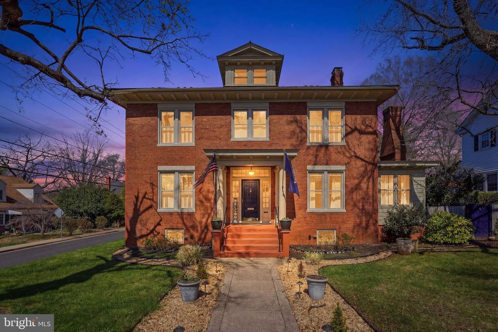 222 W PARK AVE, CULPEPER, Virginia 22701, 3 Bedrooms Bedrooms, ,2 BathroomsBathrooms,Residential,222 W PARK AVE,VACU2013098 MLS # VACU2013098