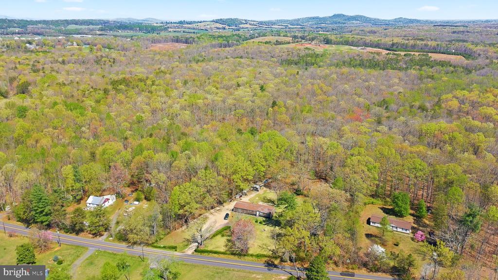 19341 LAHORE RD, ORANGE, Virginia 22960, 3 Bedrooms Bedrooms, ,2 BathroomsBathrooms,Residential,19341 LAHORE RD,VAOR2013668 MLS # VAOR2013668