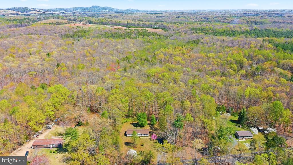 19341 LAHORE RD, ORANGE, Virginia 22960, 3 Bedrooms Bedrooms, ,2 BathroomsBathrooms,Residential,19341 LAHORE RD,VAOR2013668 MLS # VAOR2013668