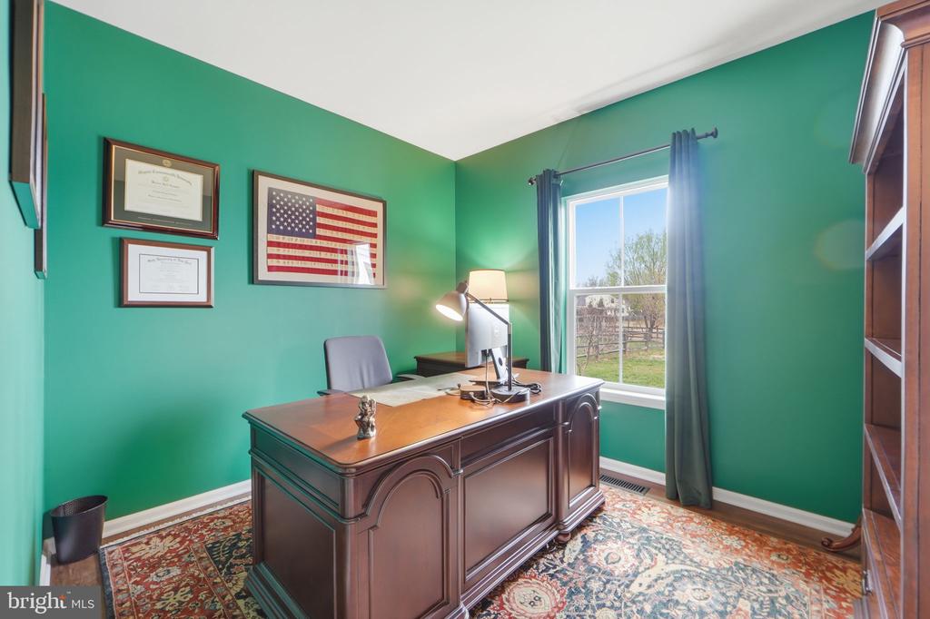 2513 CORNELL DR, FREDERICKSBURG, Virginia 22408, 5 Bedrooms Bedrooms, ,2 BathroomsBathrooms,Residential,2513 CORNELL DR,VASP2040342 MLS # VASP2040342 2513 CORNELL DR, FREDERICKSBURG, Virginia 22408, 5 Bedrooms Bedrooms, ,2 BathroomsBathrooms,Residential,2513 CORNELL DR,VASP2040342 MLS # VASP2040342